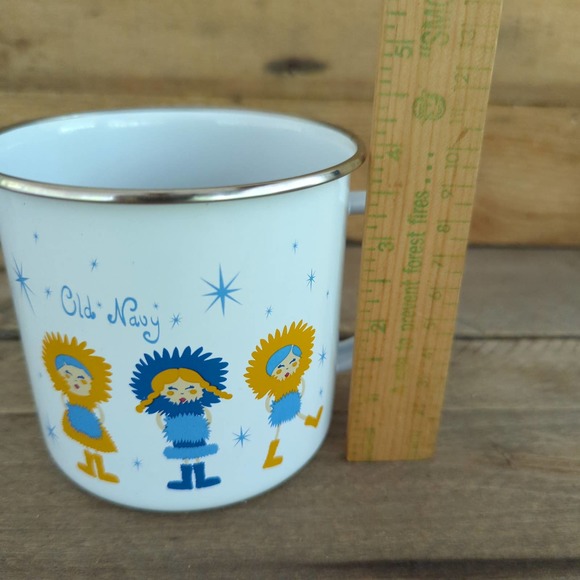 Vintage Old Navy Eskimo Enamelware Mug - Picture 6 of 6